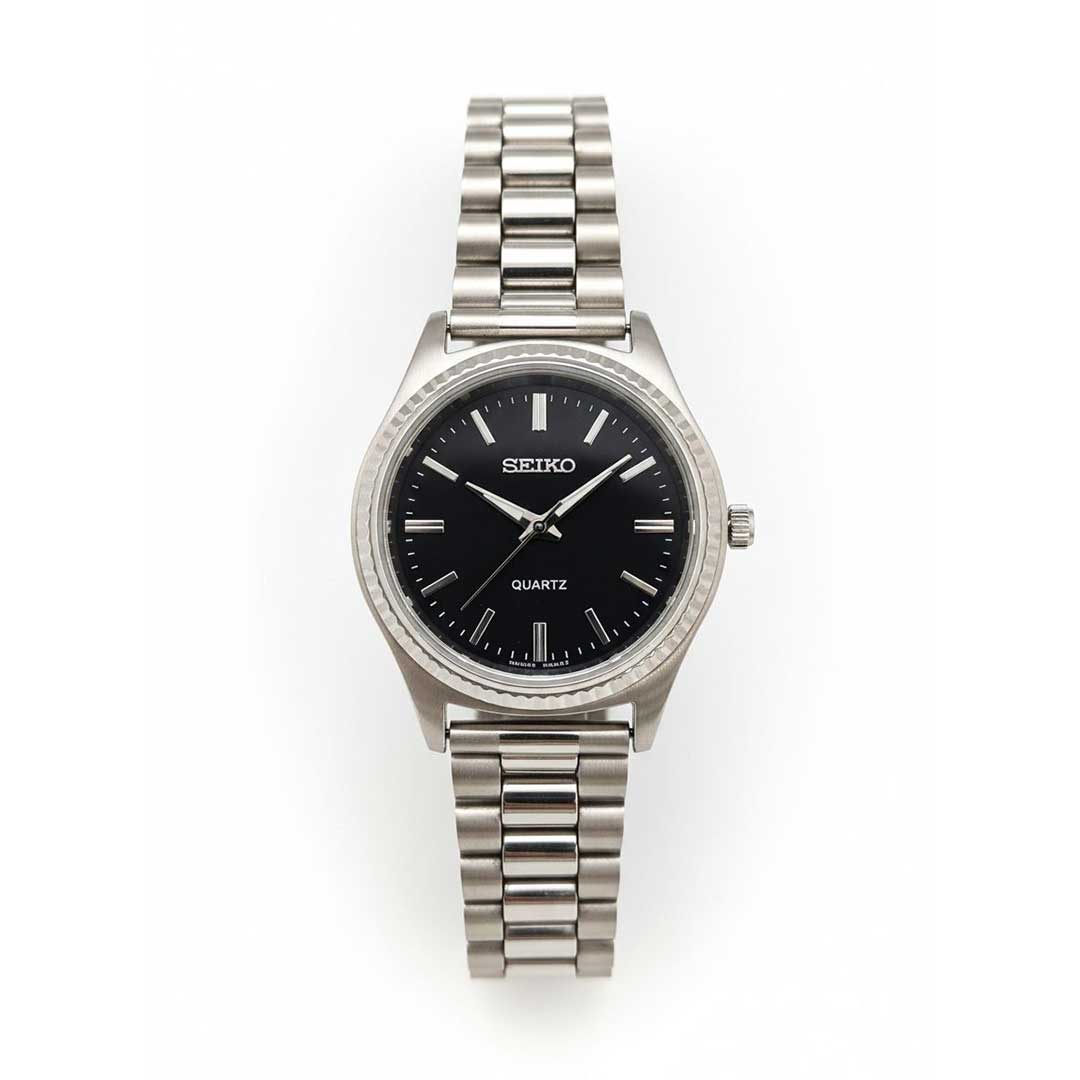 ساعت مچی مردانه SEIKO نقرهای با صفحه مشکی و بند فلزی